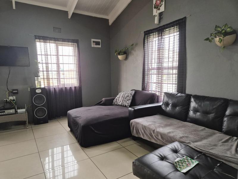2 Bedroom Property for Sale in Franskraal Western Cape